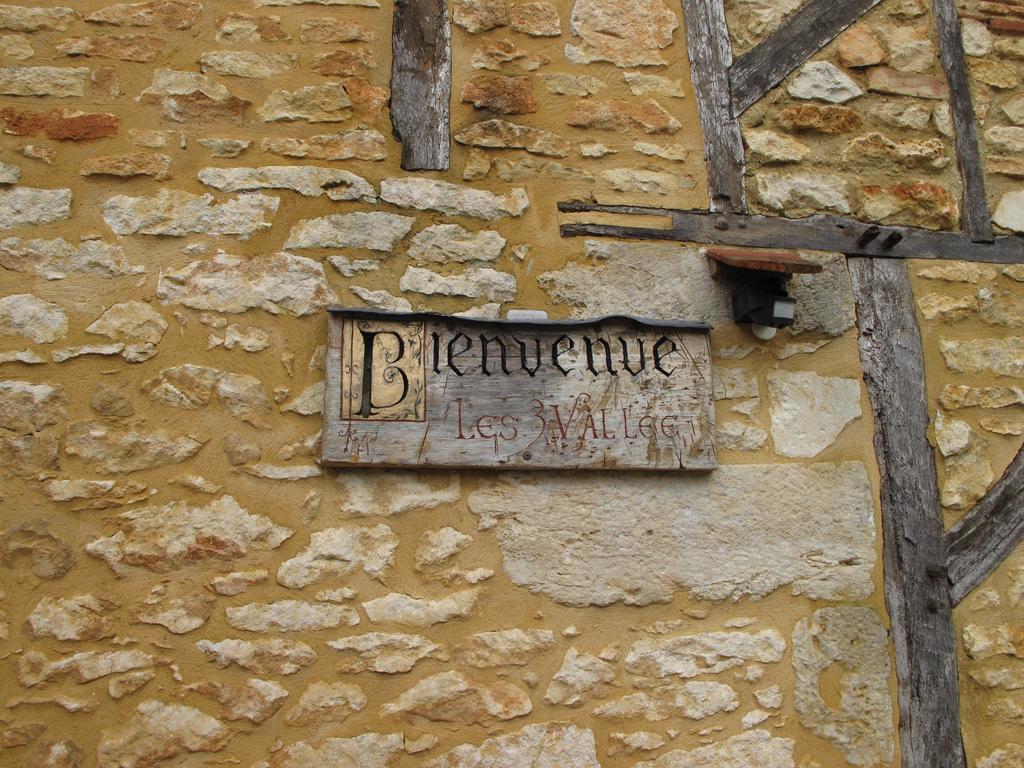 Gites Des 3 Vallees Salignac Eyvigues 외부 사진