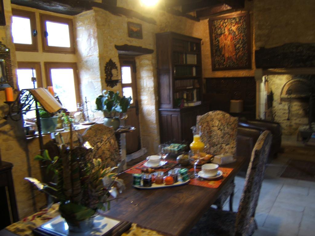 Gites Des 3 Vallees Salignac Eyvigues 외부 사진