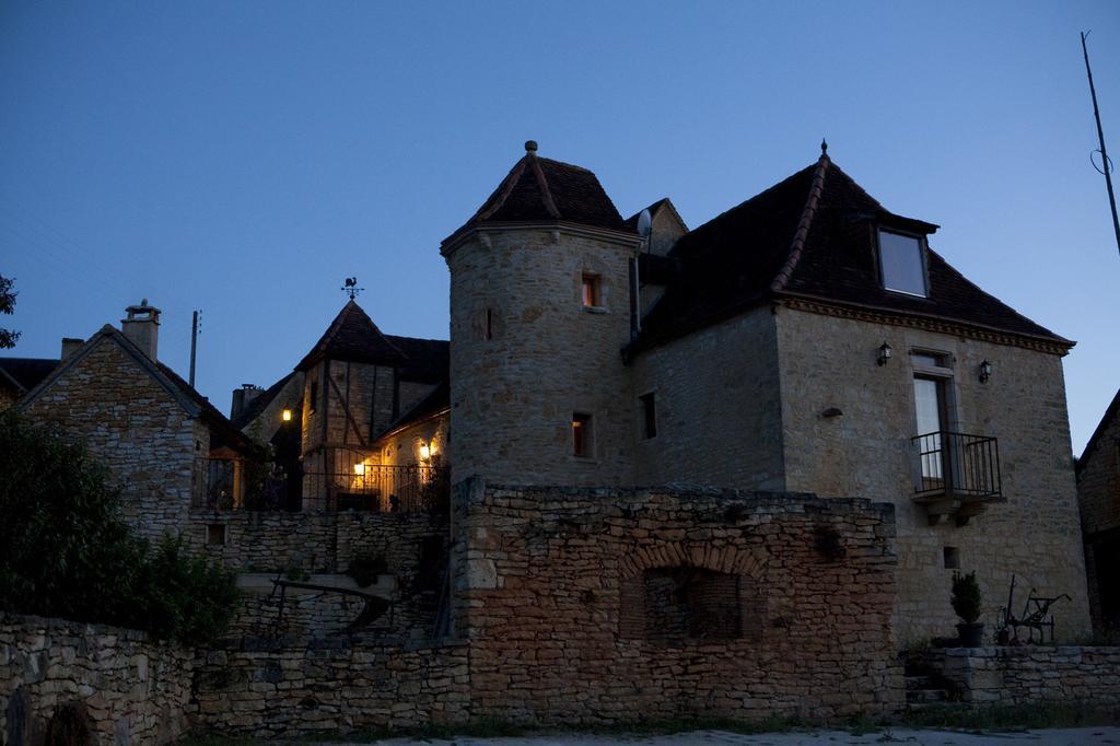 Gites Des 3 Vallees Salignac Eyvigues 외부 사진
