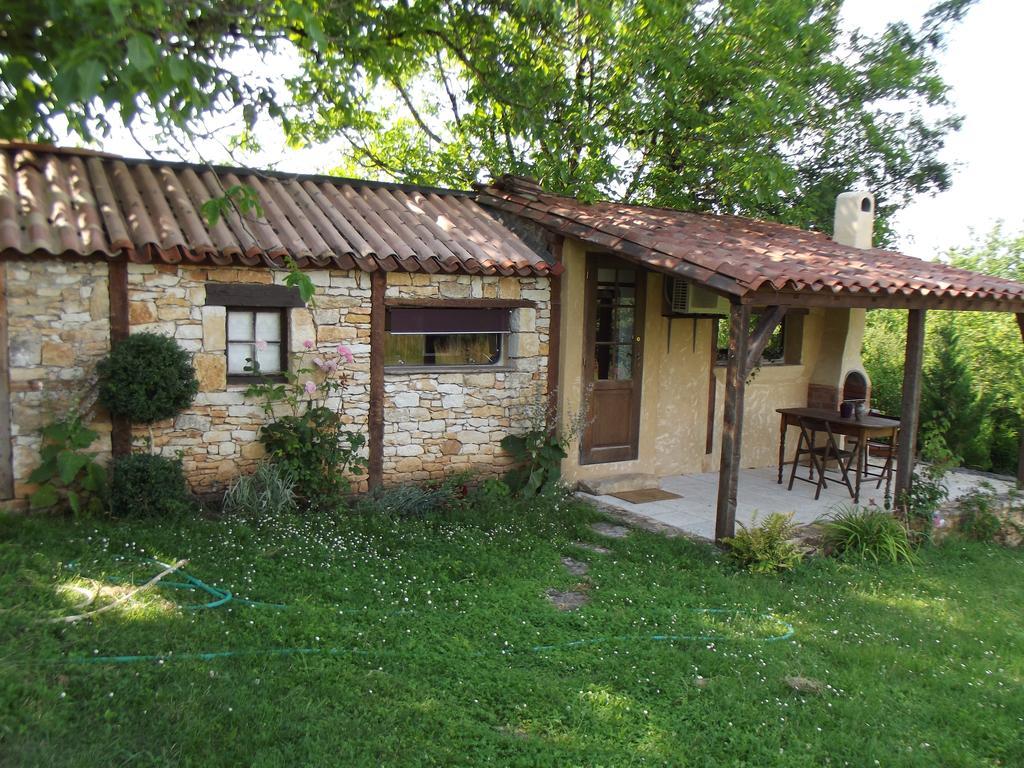 Gites Des 3 Vallees Salignac Eyvigues 외부 사진
