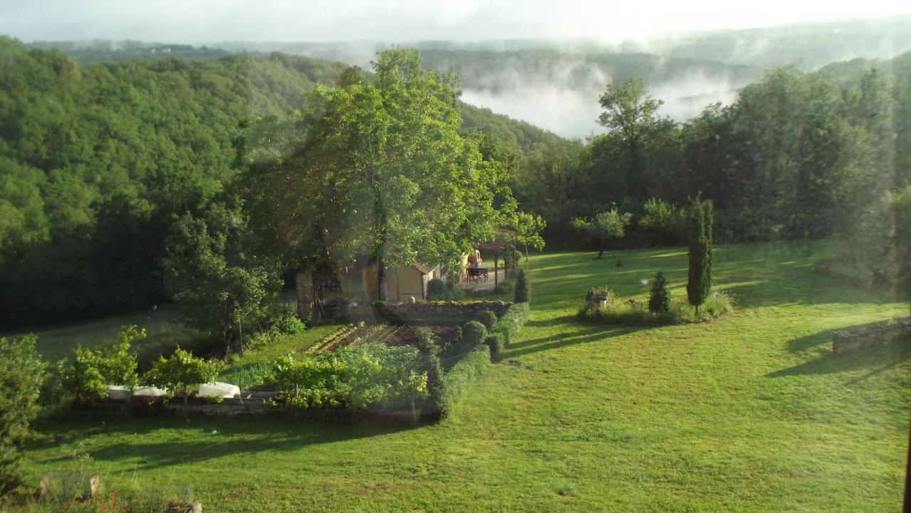 Gites Des 3 Vallees Salignac Eyvigues 외부 사진
